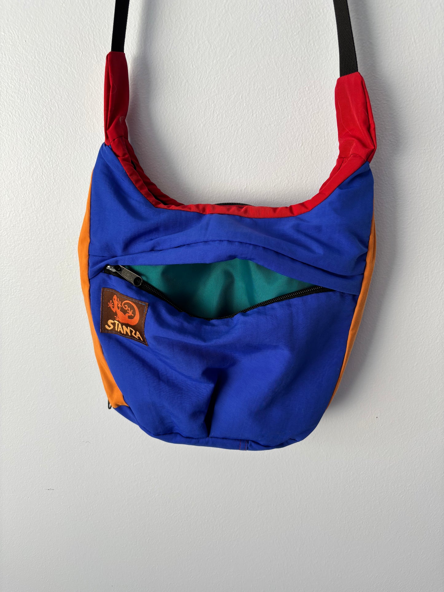 sawtooth star crossbody bag