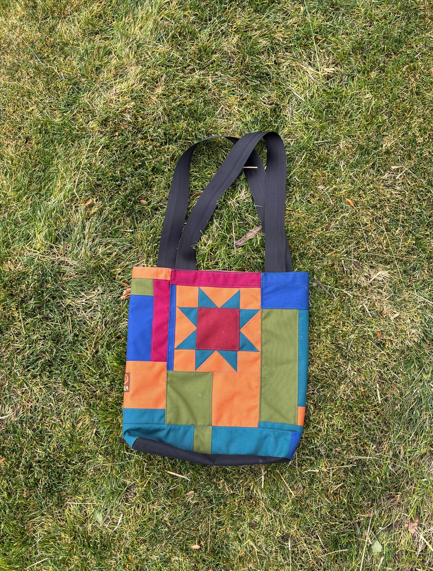 scrappy quilted XL tote