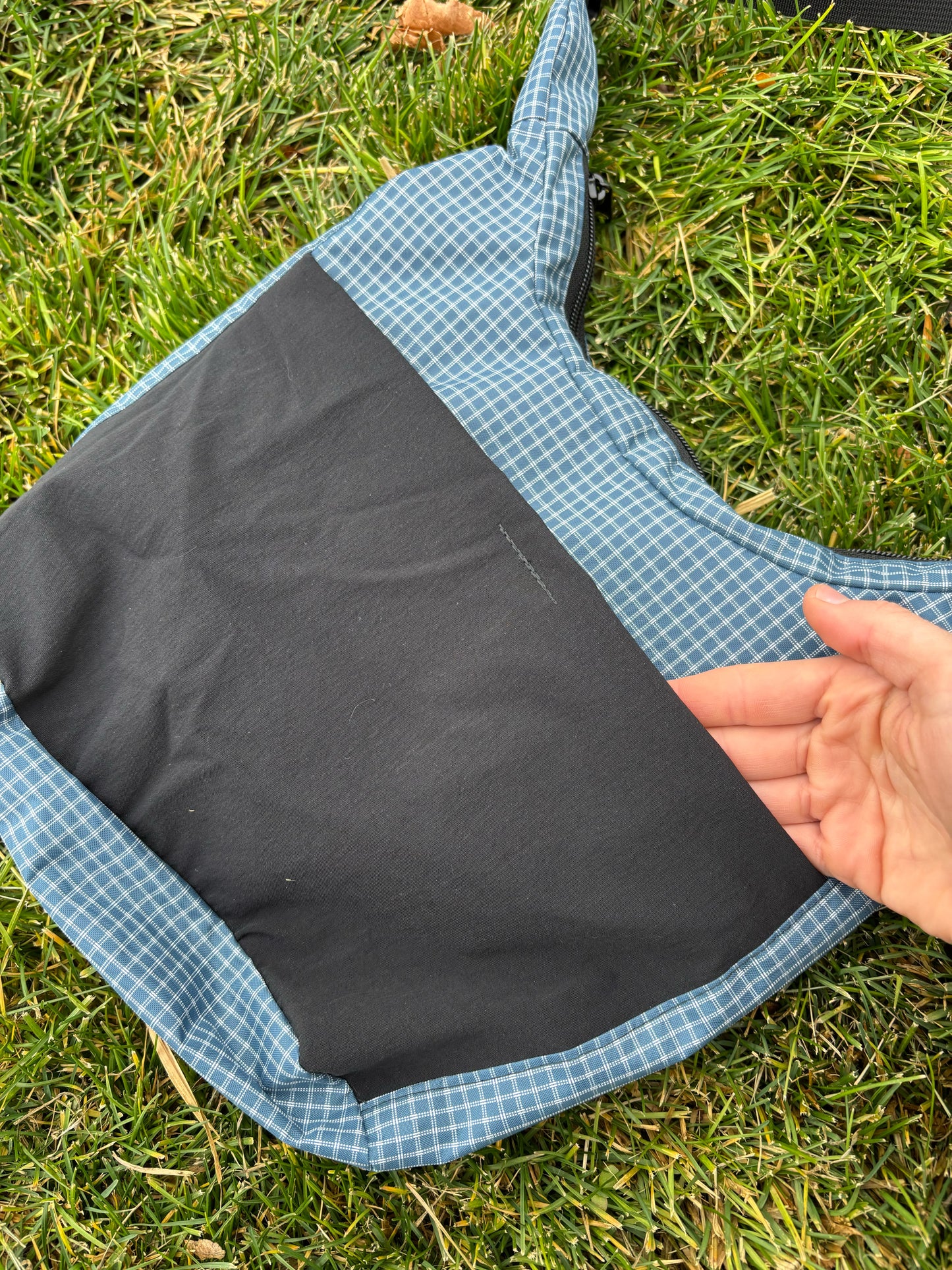 blue wave crossbody bag